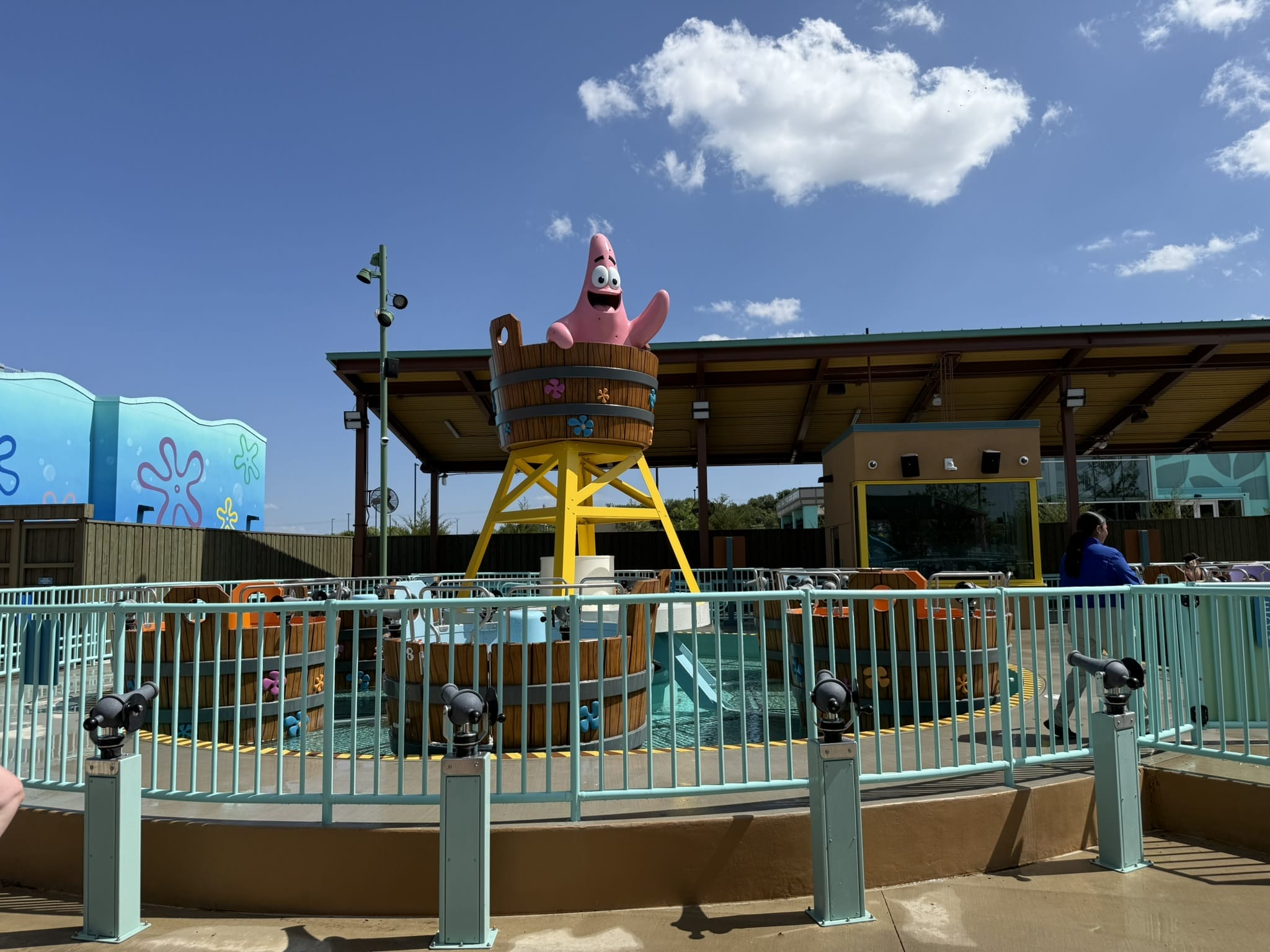SpongeBob Square Pants BIkini Bottom - Bobbing Barrels