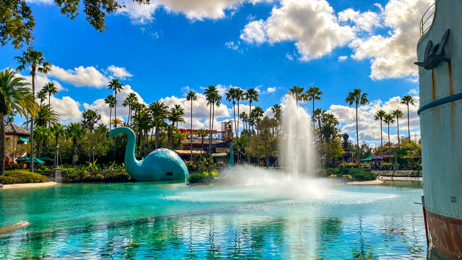 Hollywood Studios - Echo Lake