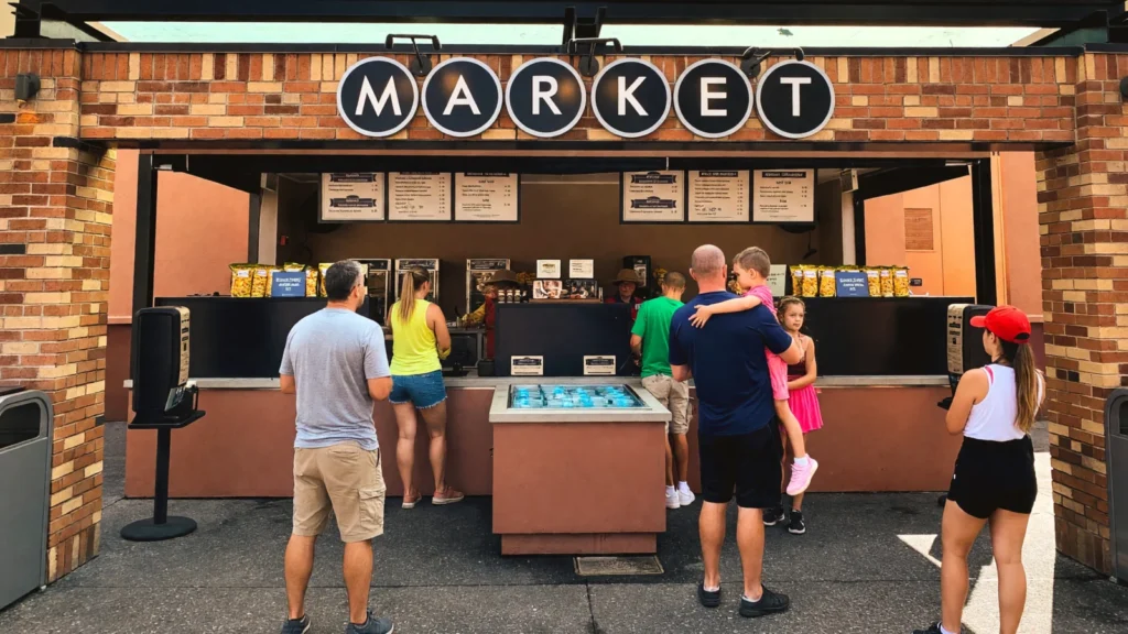 Hollywood Studios - Market