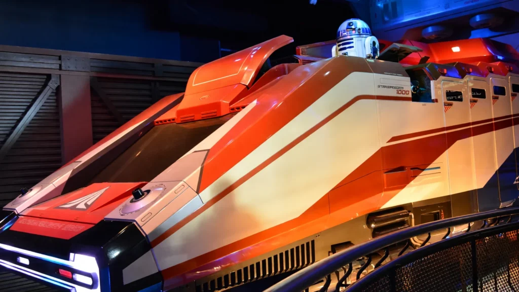 Hollywood Studios - Star Tours - The Adventures Continue