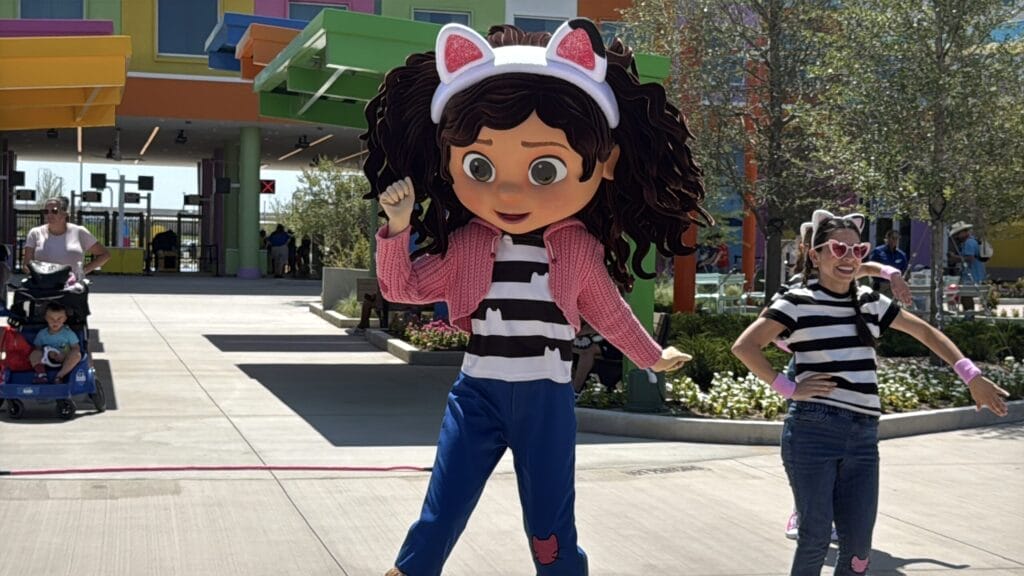 Universal Kids resort - Isle of Curiosity- Gabby