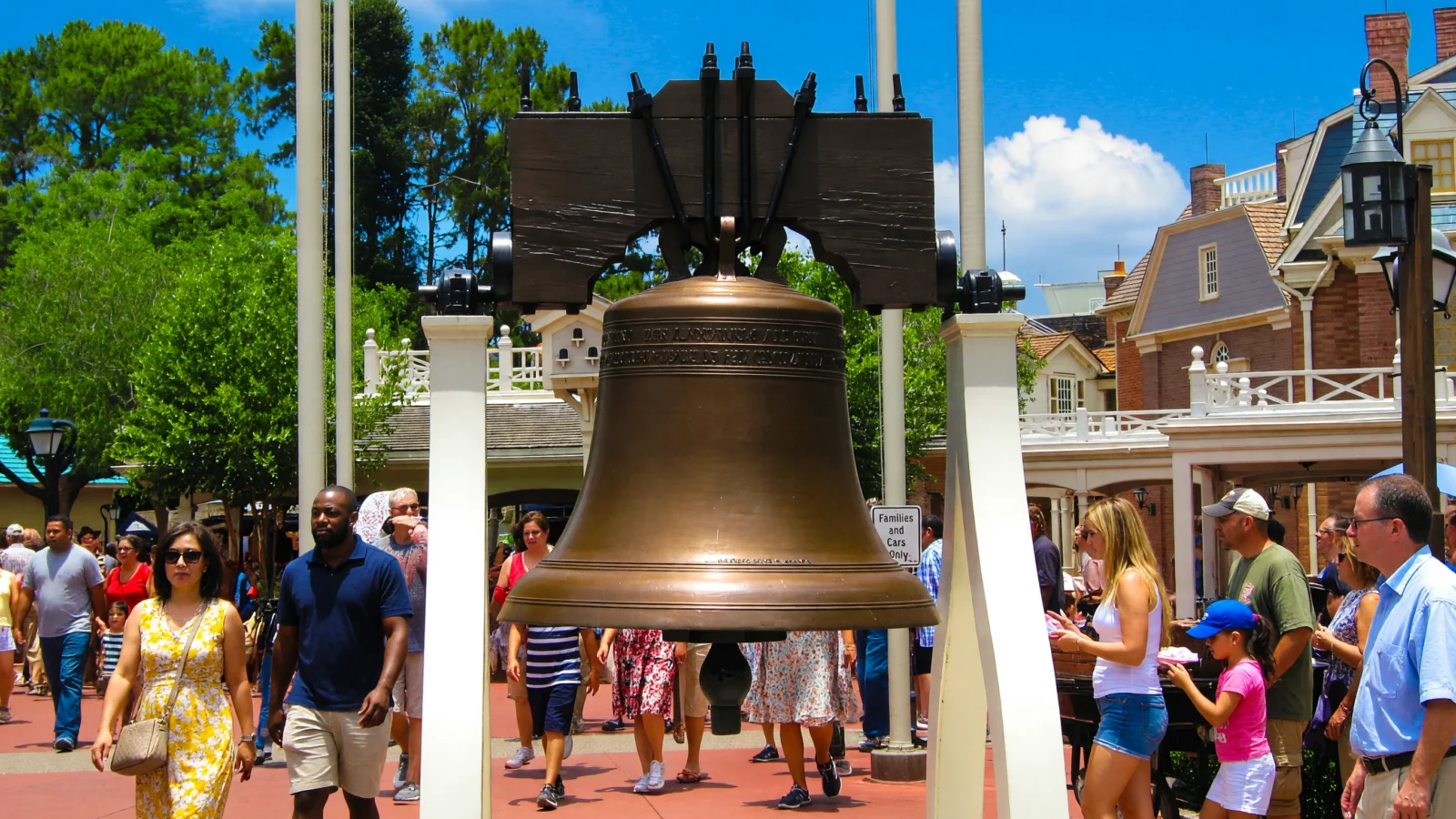 Magic Kingdom - Liberty Square bell