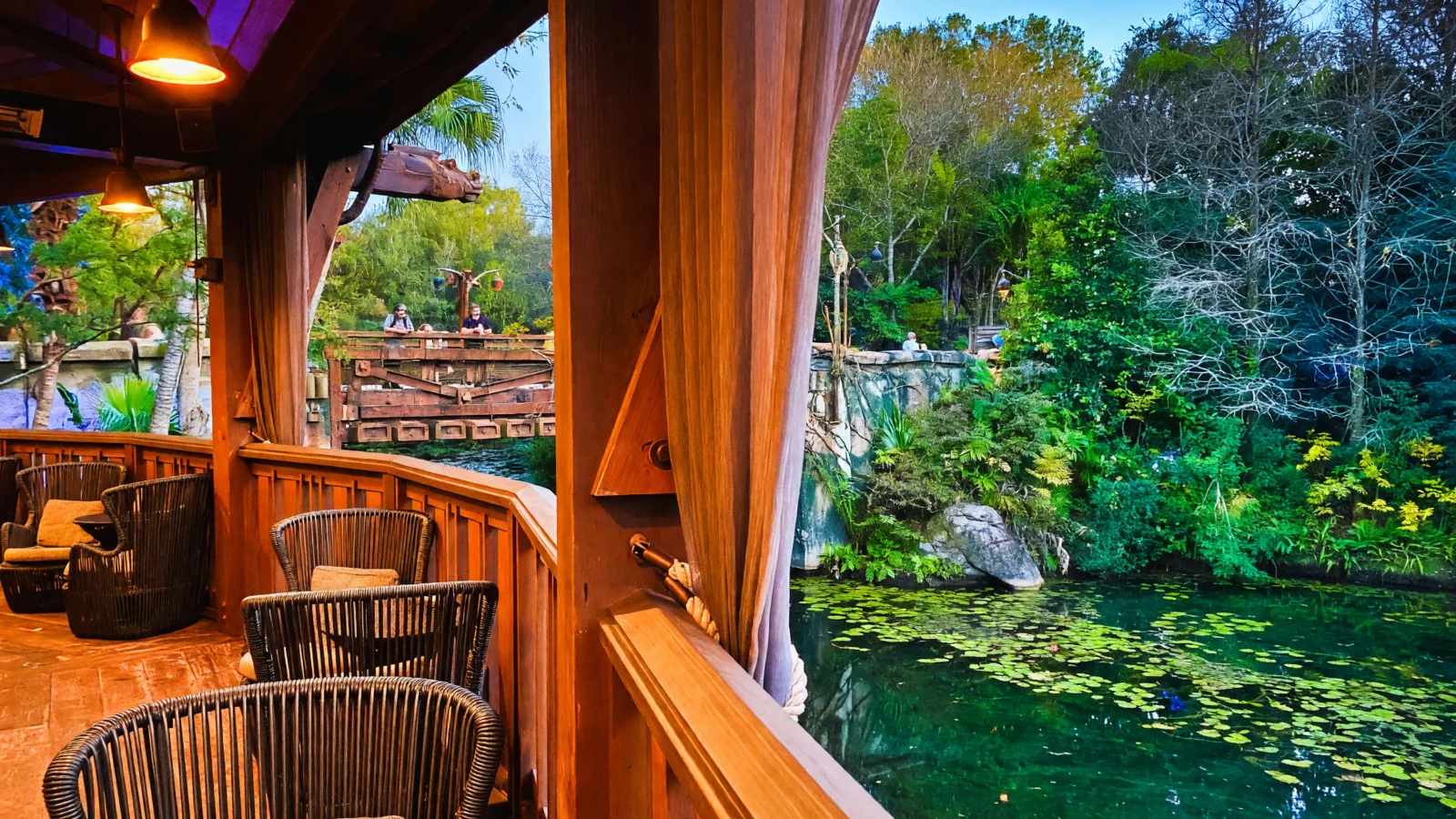 Walt Disney World - Nomad Lounge