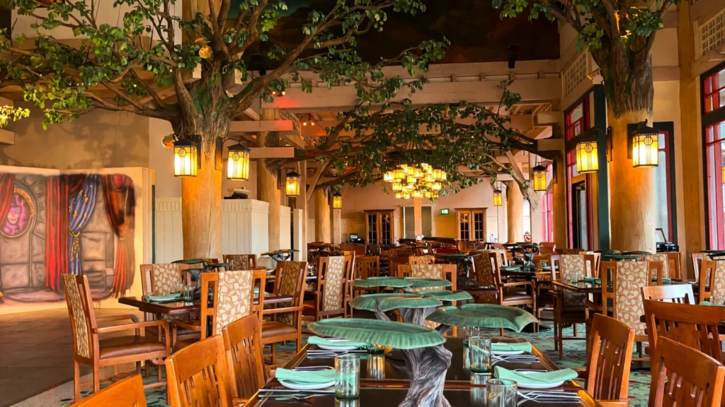 Walt Disney World - Story Book Dining