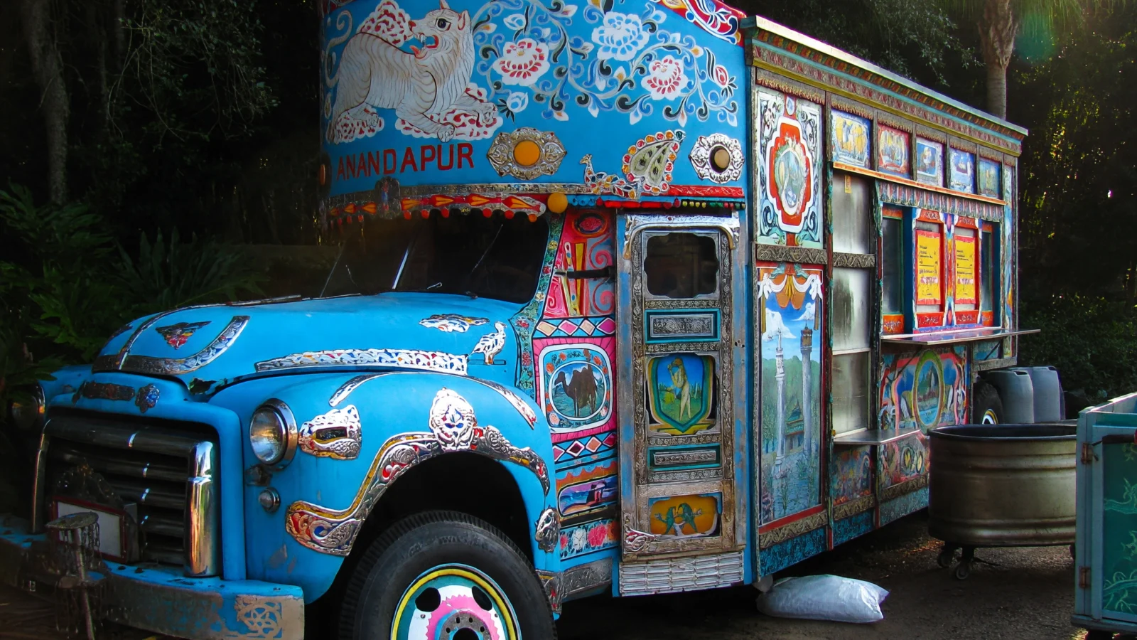 Animal Kingdom - Anandapur ice Cream Truck