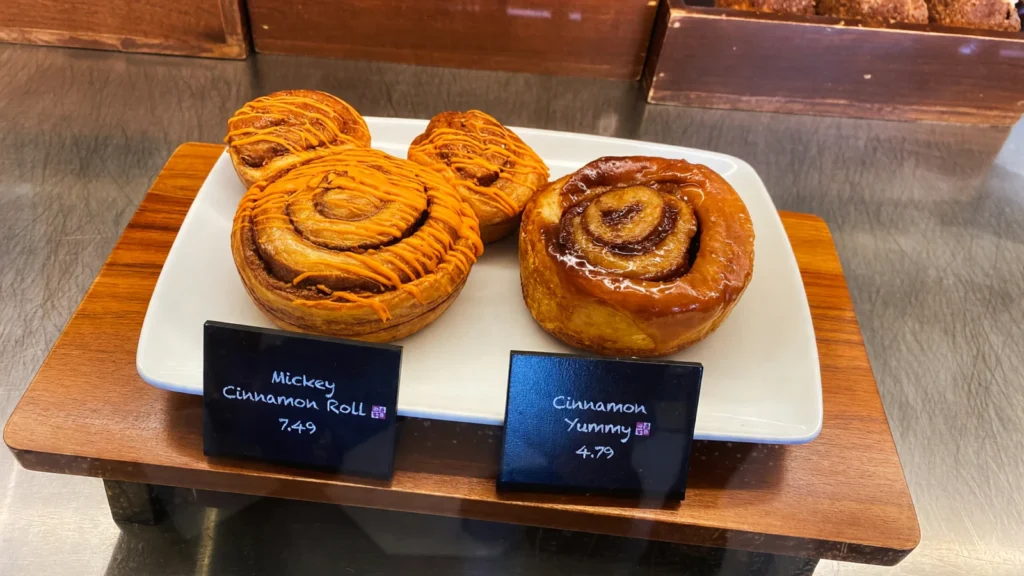 Boardwalk - mickey cinnamon roll