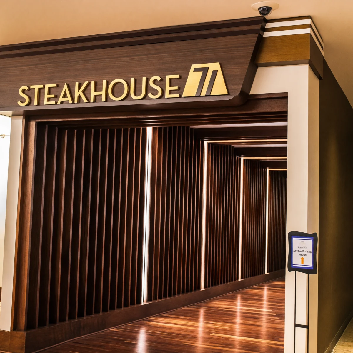 Contemporary resort - Steakhouse 71