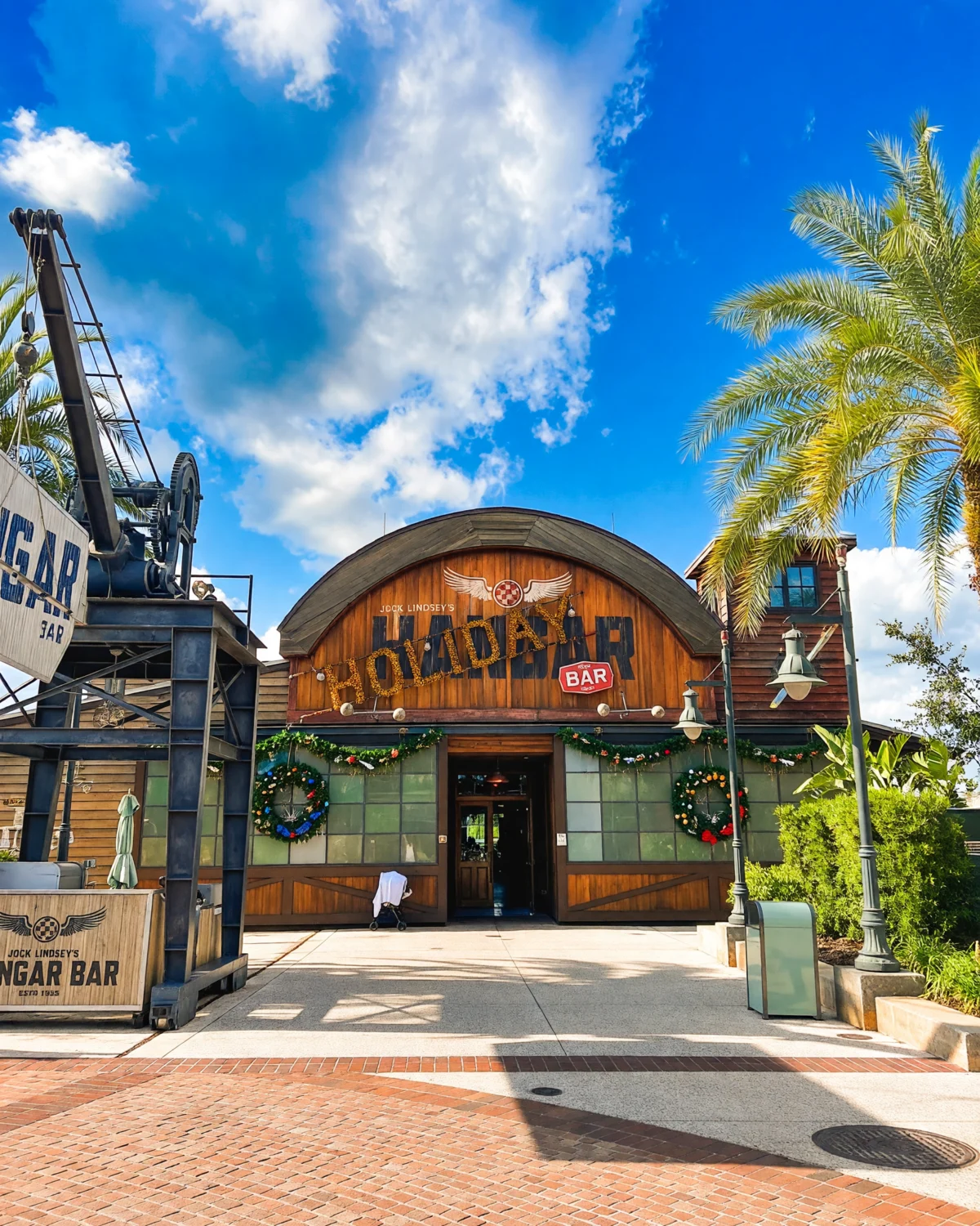 Disney Springs - Jock Lindsey's Hangar Bar