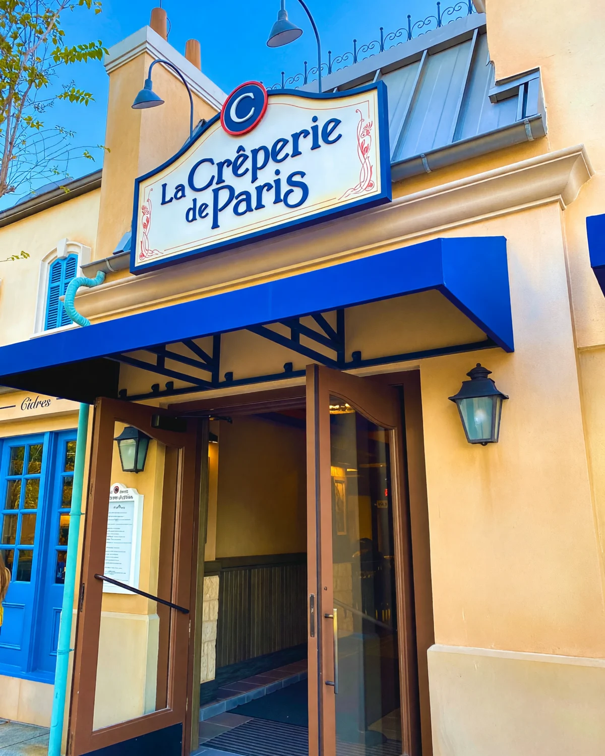 Epcot - La Creperie de Paris