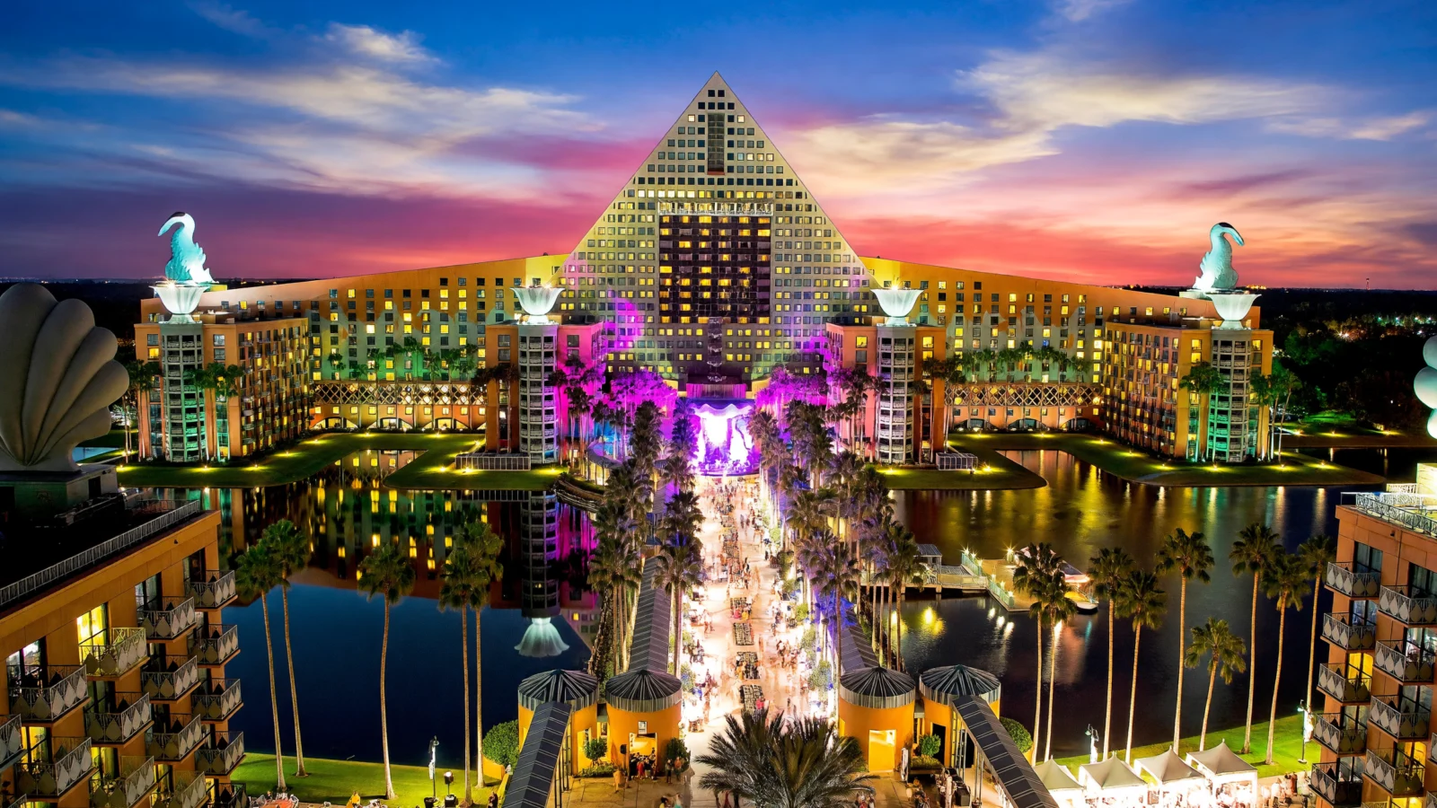 Epcot - Walt Disney World Dolphin Hotel