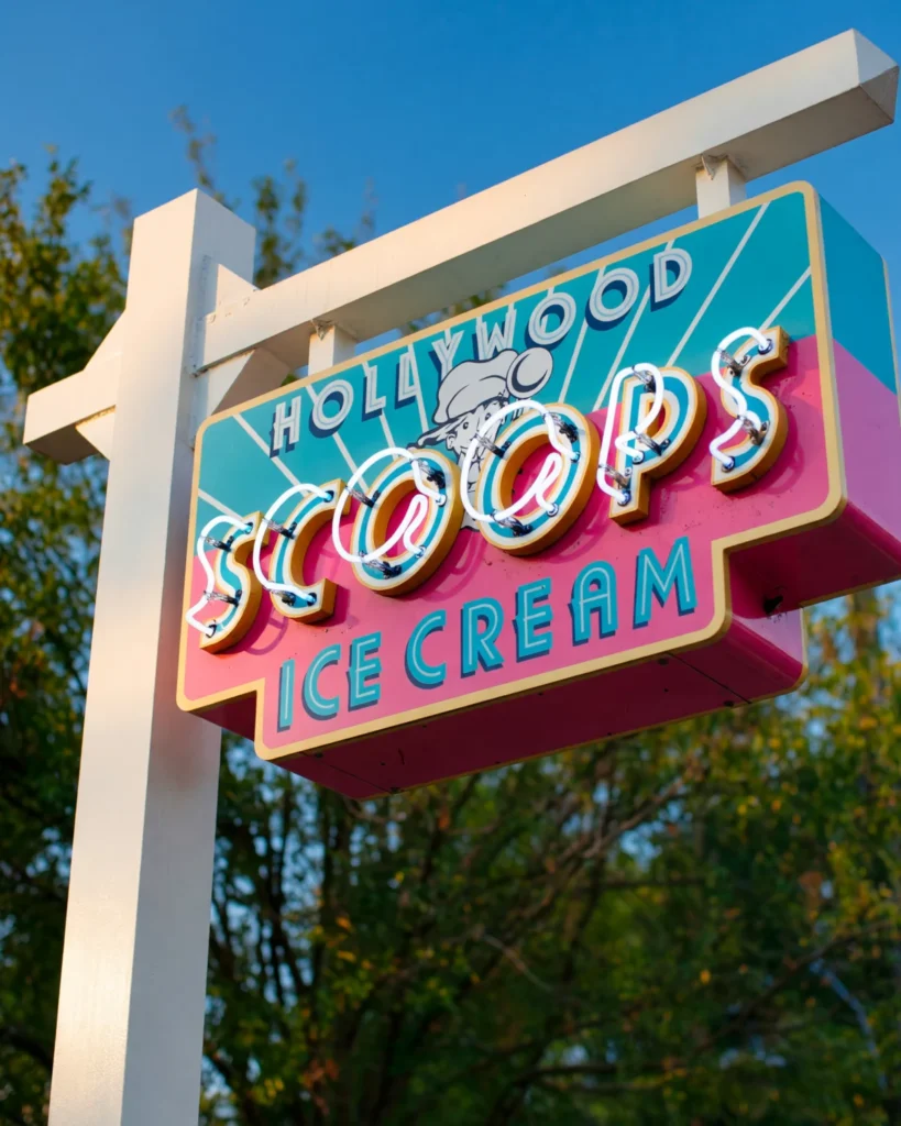Hollywood Studios - Hollywood Scoops