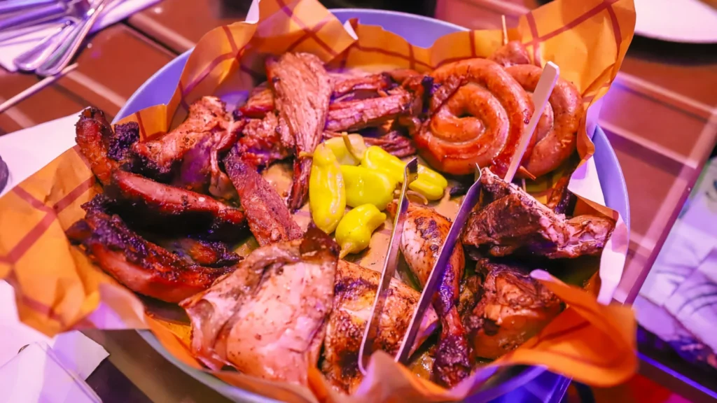 Hollywood Studios - Roundup Rodeo BBQ