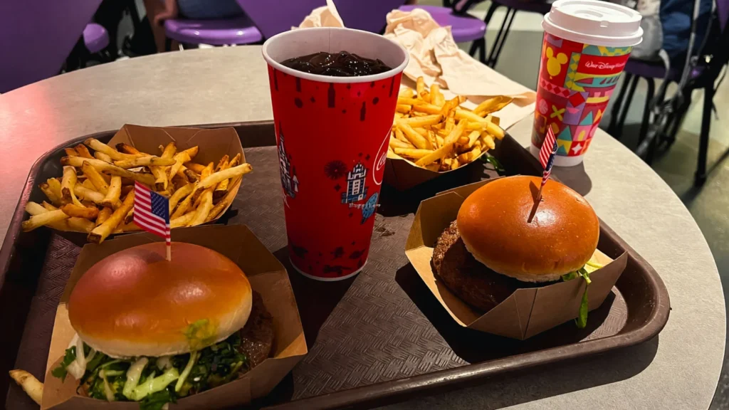 Magic Kingdom - Cosmic Ray's Starlight Cafe