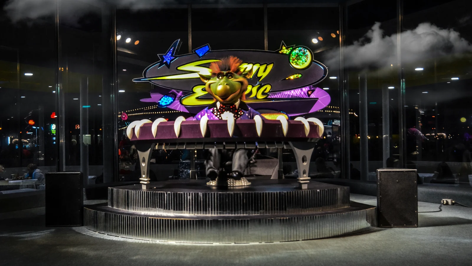 Magic Kingdom - Cosmic Ray's Starlight Cafe