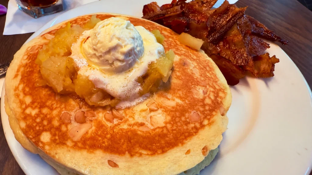 Polynesian Resort - Kona Cafe