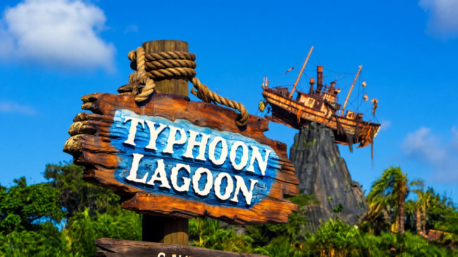 Walt Disney World - Disney's Typhoon Lagoon Water Park