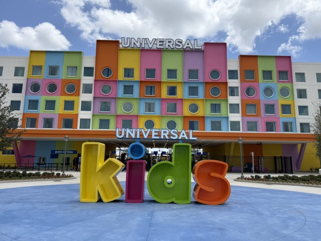 universal kids resort hotel